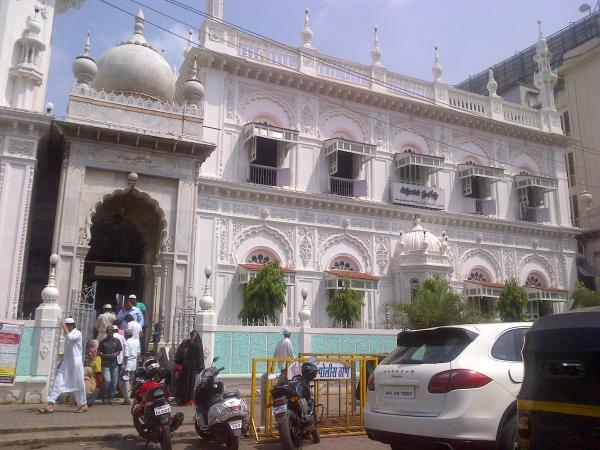107 - Bandra Mosque